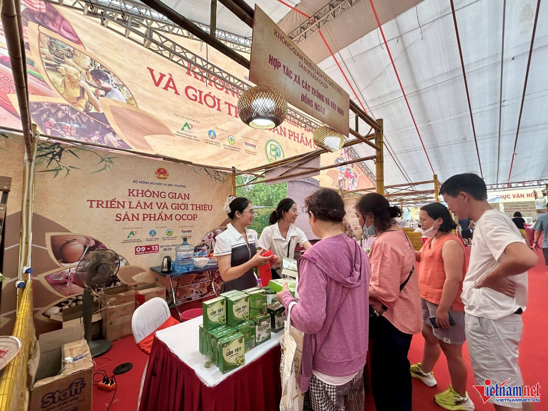 W-tin 9 14.10 hội chợ làng nghề.jpg