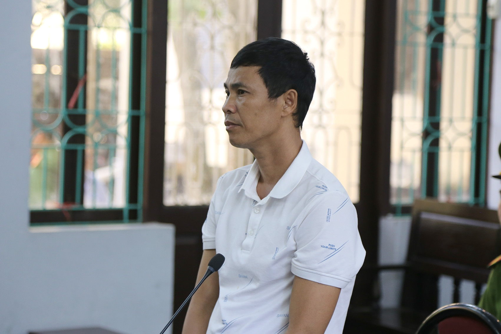 Tòa xử vụ án gà lôi trắng: VKS đề nghị miễn trách nhiệm hình sự cho Thái Khắc Thành