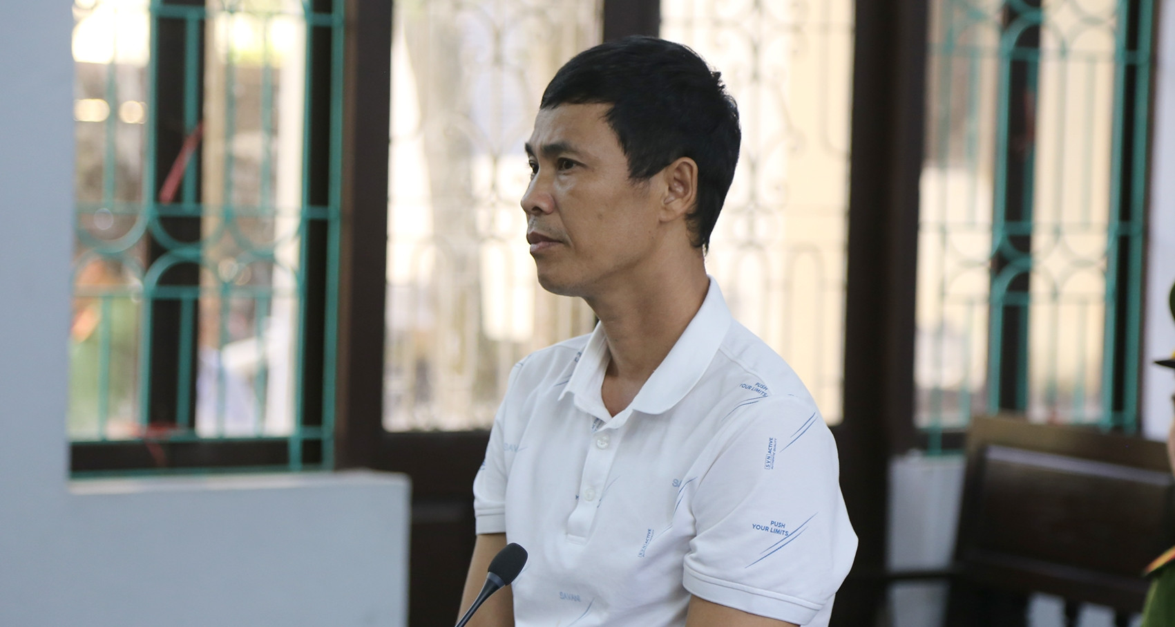 Tòa xử vụ án gà lôi trắng: VKS đề nghị miễn trách nhiệm hình sự cho Thái Khắc Thành