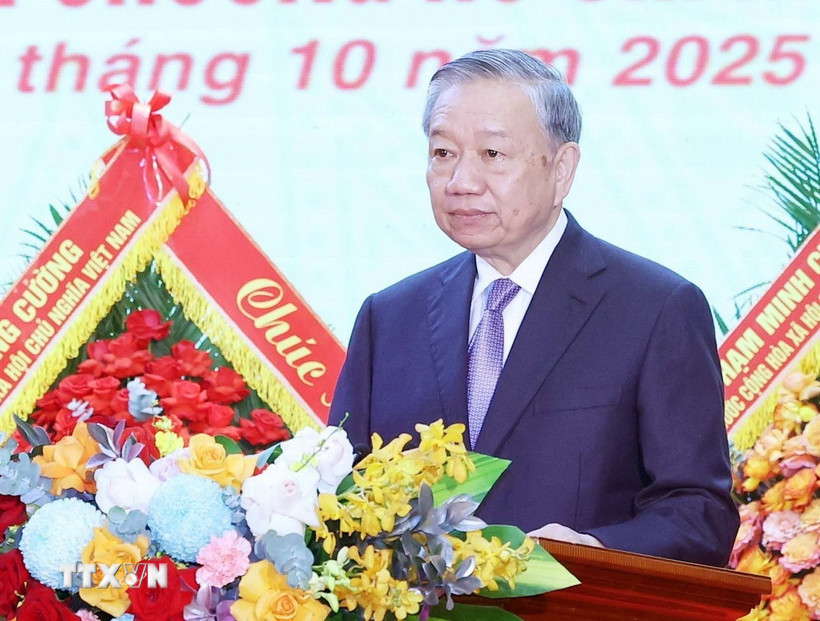 1810 tong bi thu tong cuc 2 tinh bao quoc phong 11.jpg