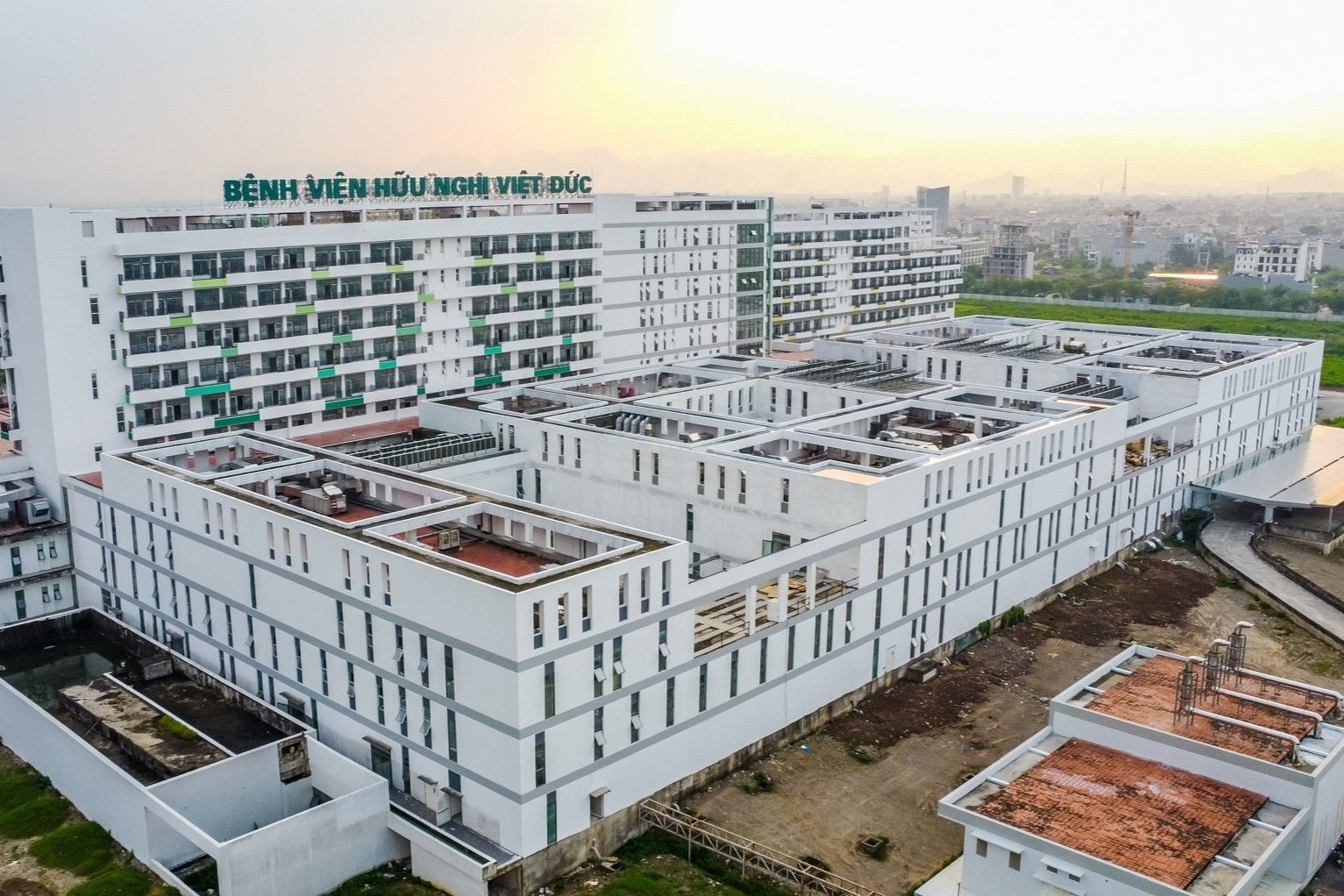 Diện mạo Bệnh viện Việt Đức cơ sở 2 trước ngày hẹn về đích