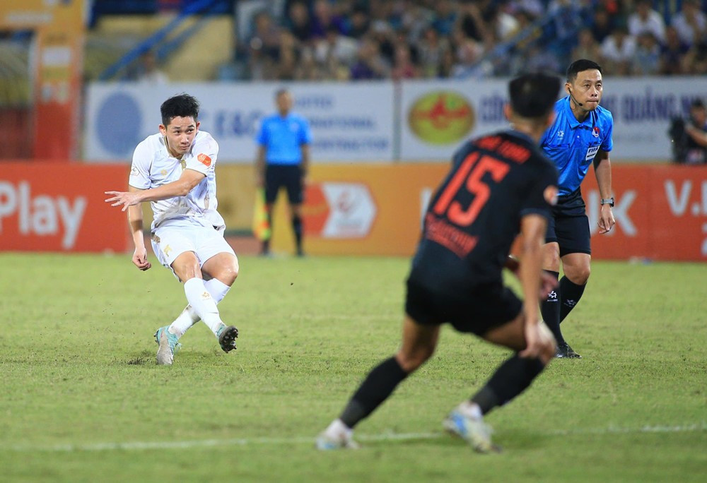 ha noi vs ninh binh 3.jpg