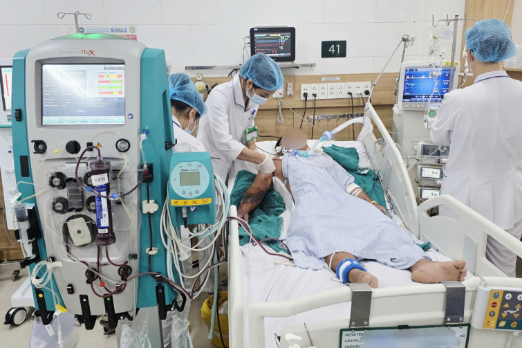 Hành động đáng tiếc khiến người đàn ông trẻ tử vong sau khi bị rắn cắn