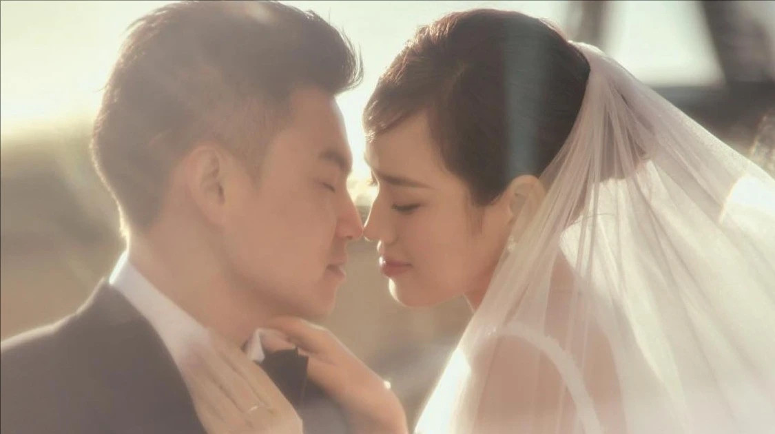 Hậu trường chụp ảnh cưới ở châu Âu của hoa hậu Đỗ Thị Hà và doanh nhân Viết Vương