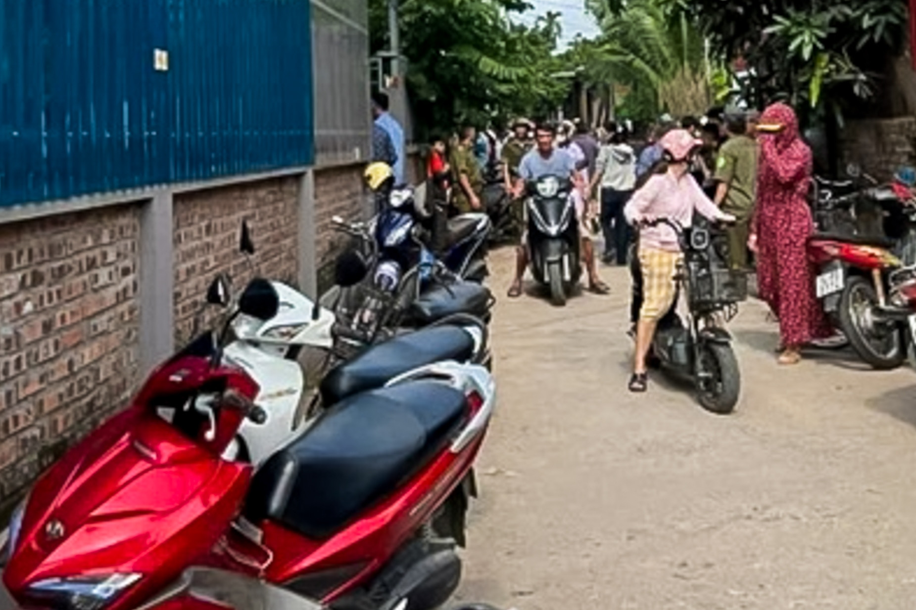 Ninh Bình: Phát hiện người chồng tử vong trong bể nước, vợ bị thương nặng