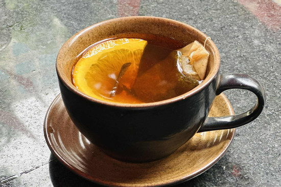 Số lượng tách trà nên uống mỗi ngày để giảm mỡ máu và huyết áp