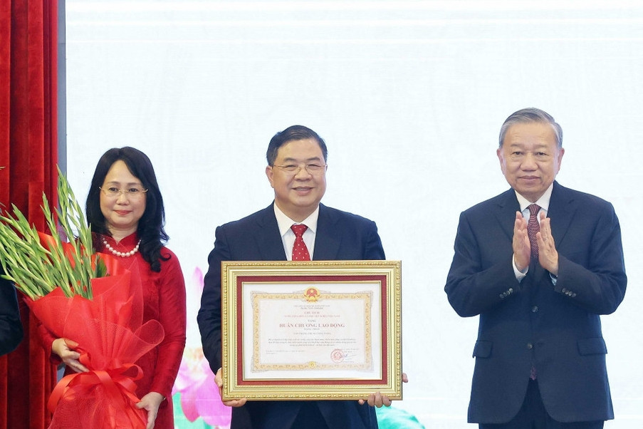 Tổng Bí thư Tô Lâm: Văn phòng Trung ương Đảng cần đóng vai &apos;nhạc trưởng&apos;