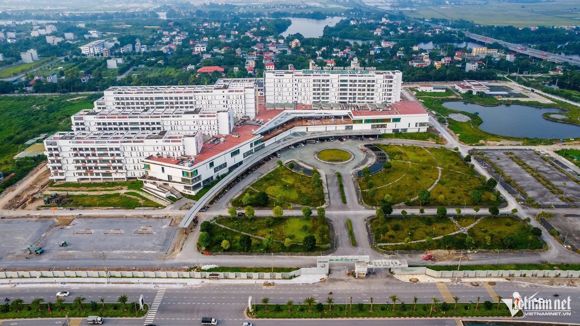 W-Bệnh viện Việt Đức.jpg