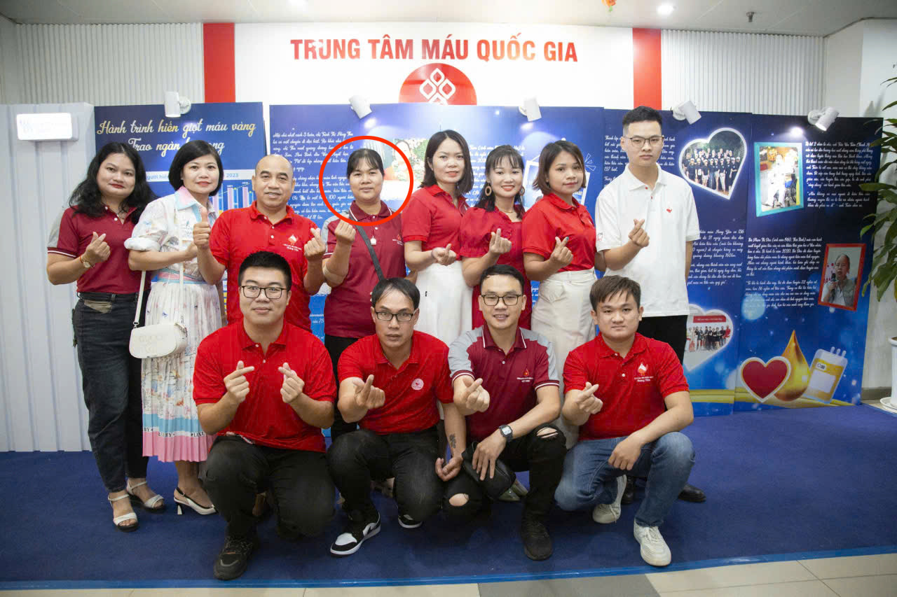 hiến máu 2.jpg