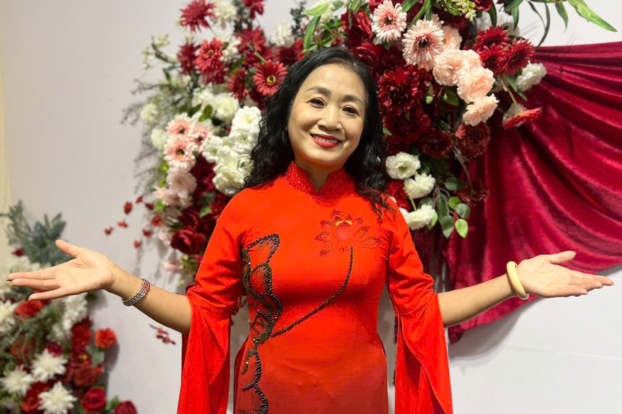 NSND, Đại tá Vi Hoa gây bất ngờ với vai trò mới ở tuổi 60