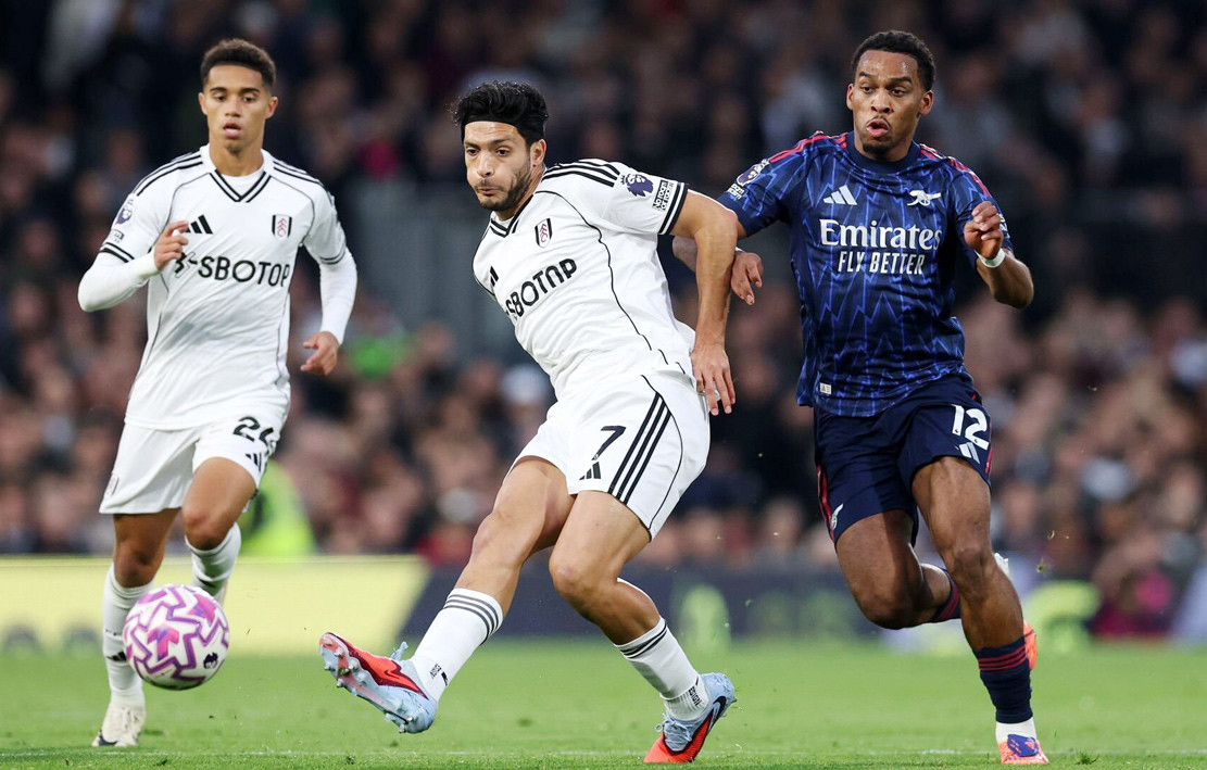 resources_premierleague_pulselive_com 2025 10 18T165016Z_1285331432_UP1ELAI1ARQPM_RTRMADP_3_SOCCER ENGLAND FUL ARS.jpg