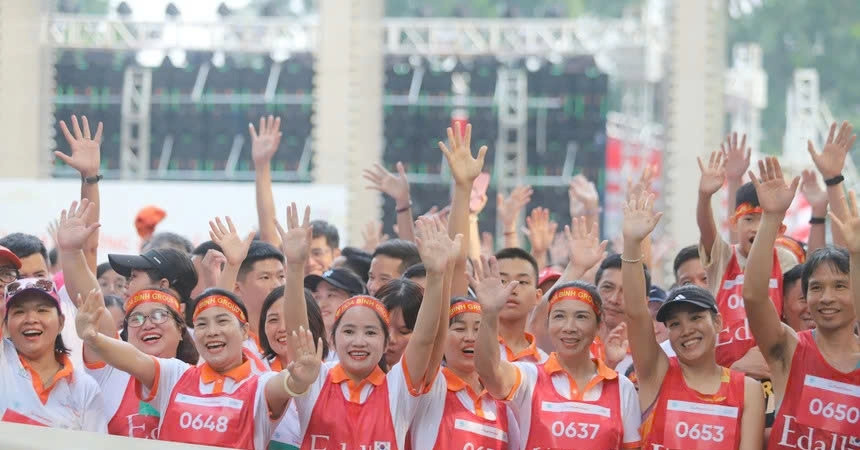 Sôi nổi giải chạy &amp;apos;Phụ nữ chạy hưởng ứng Vì môi trường không khói thuốc&amp;apos;