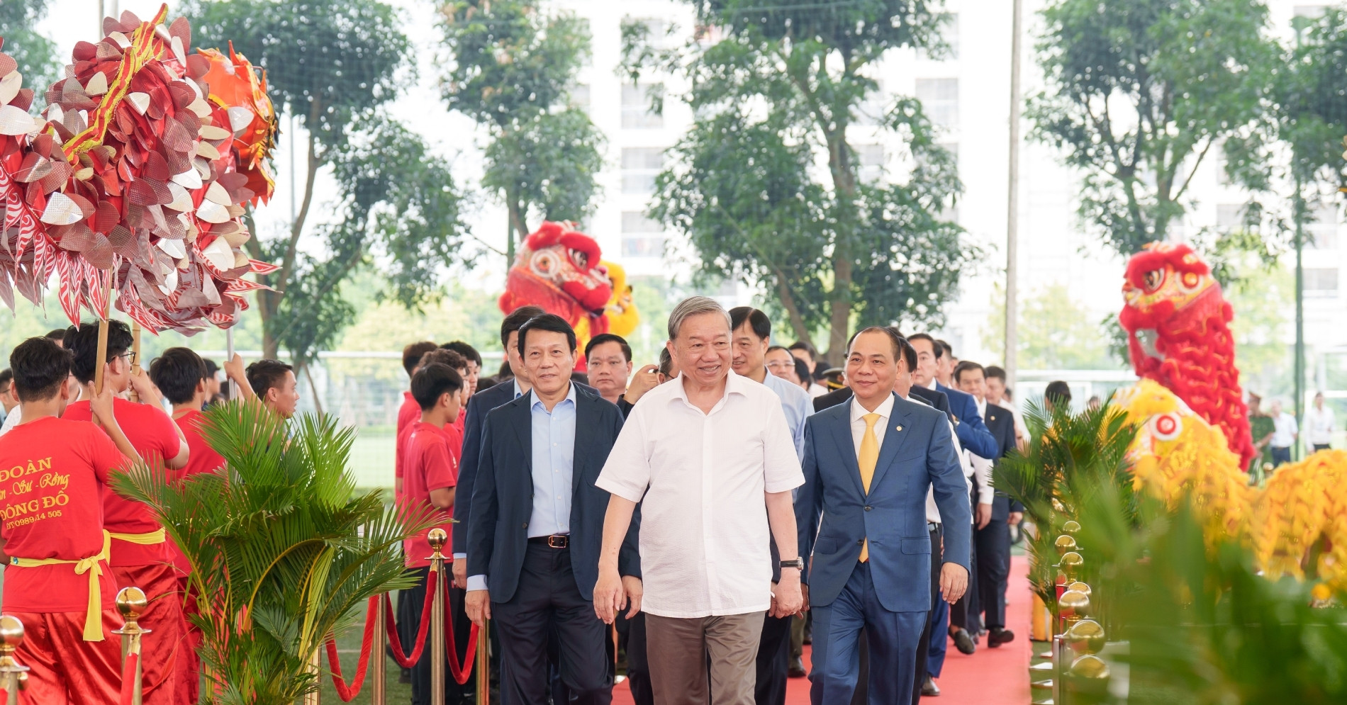 Tổng Bí thư Tô Lâm dự lễ khởi công sân vận động...