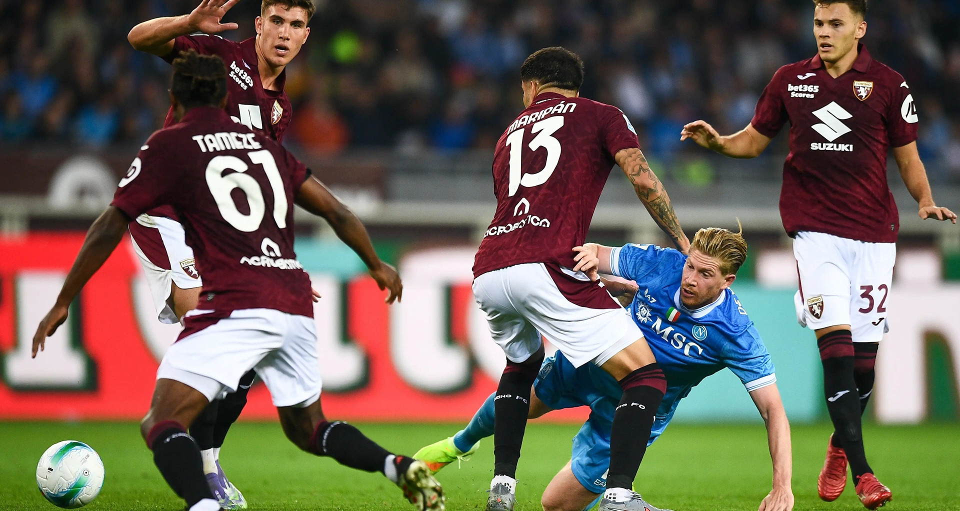 Vắng Hojlund, Napoli thua bẽ bàng Torino