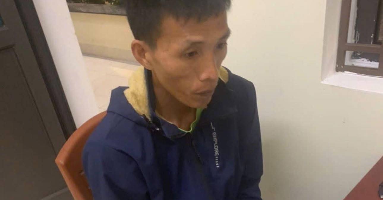 Vụ bé gái lớp 5 bị bạo hành: Công an làm việc v...