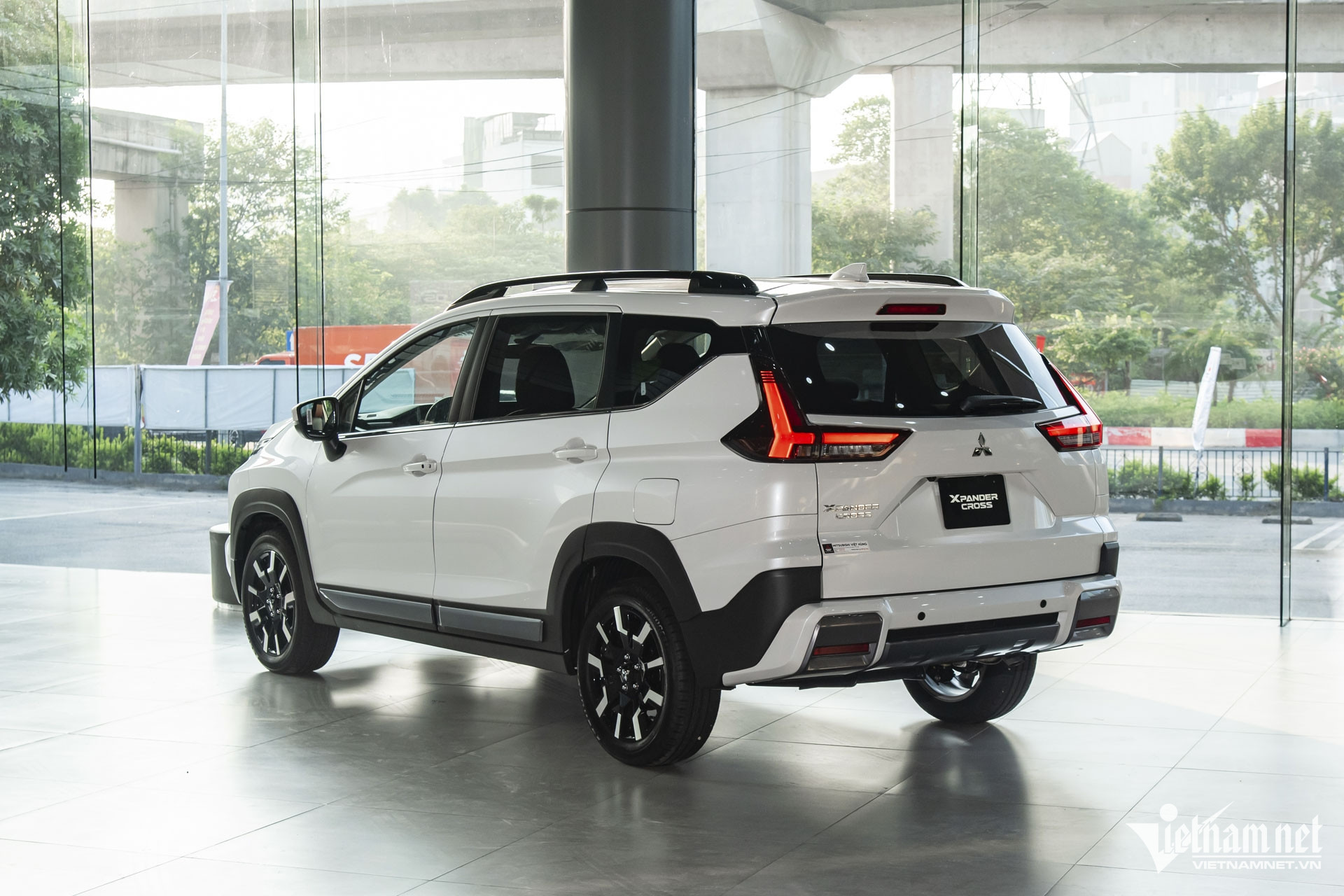 W-Mitsubishi Xpander Cross 2025 (7).jpg