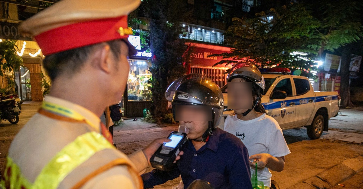 Cục trưởng CSGT phát lệnh kiểm tra nồng độ cồn toàn quốc, hơn 3.800 tài xế vi phạm