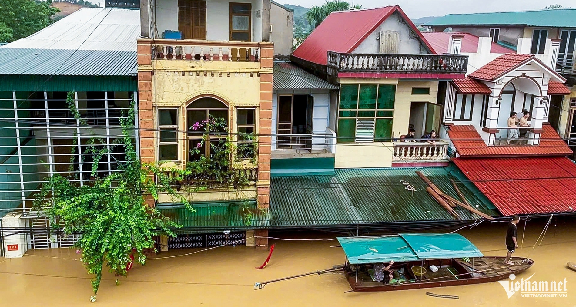 4 cơn bão liên tiếp trong tháng 9, dự báo tháng 10 thời tiết còn nhiều cực đoan