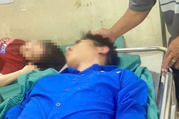 Đình chỉ học 1 tuần với 4 học sinh đánh bạn gãy mũi ở Hải Phòng