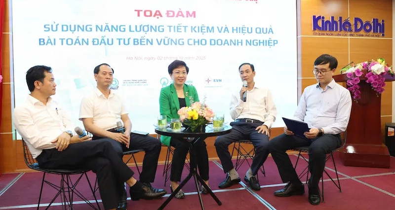 Doanh nghiệp chỉ thay cái bóng đèn điện, điều bất ngờ đã xảy ra