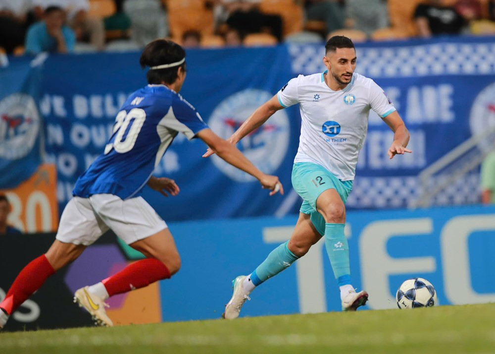 Nam dinh vs Eastern 3.jpg