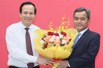 Thứ trưởng Thường trực Bộ Dân tộc và Tôn giáo Hồ Văn Niên làm Bí thư Quảng Ngãi