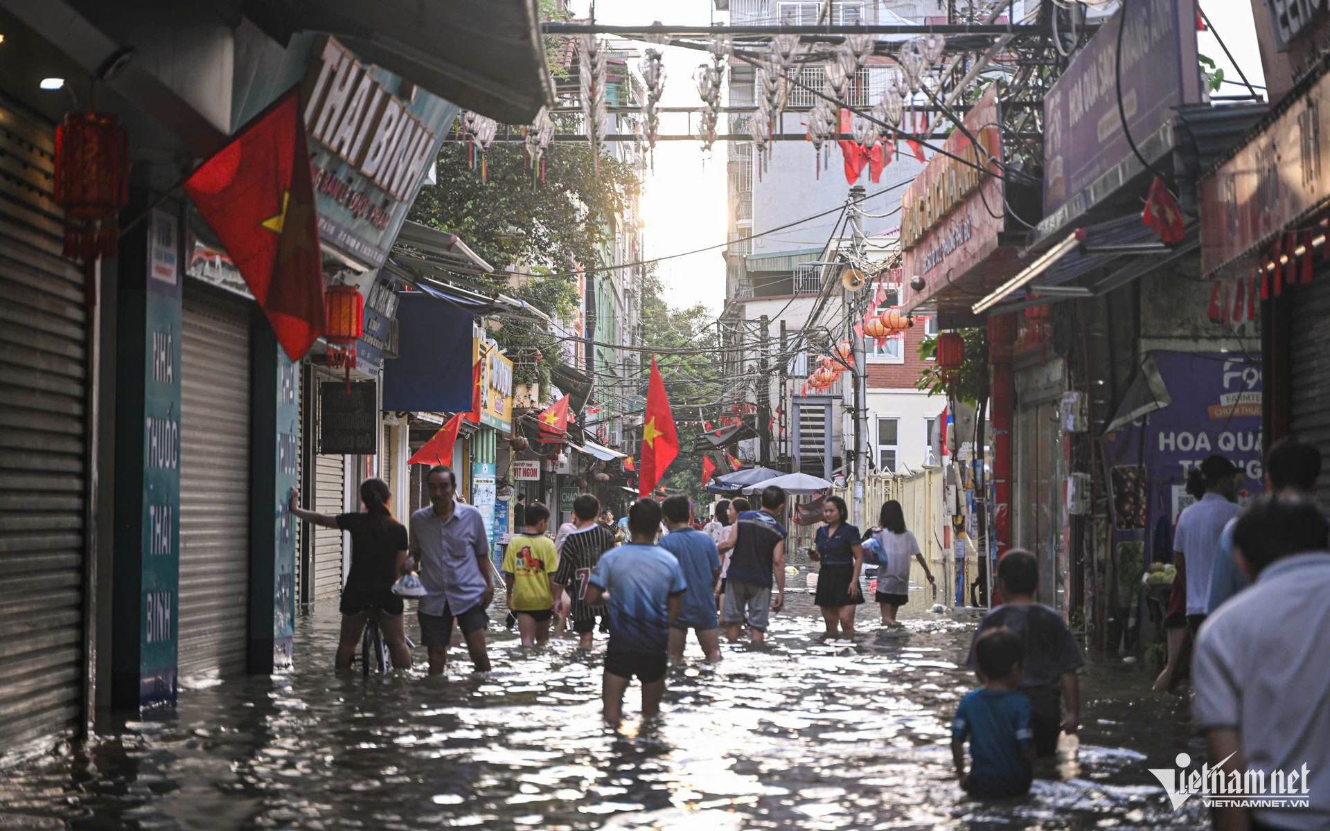 W-ngập phú đô hà nội 9.JPG.jpg