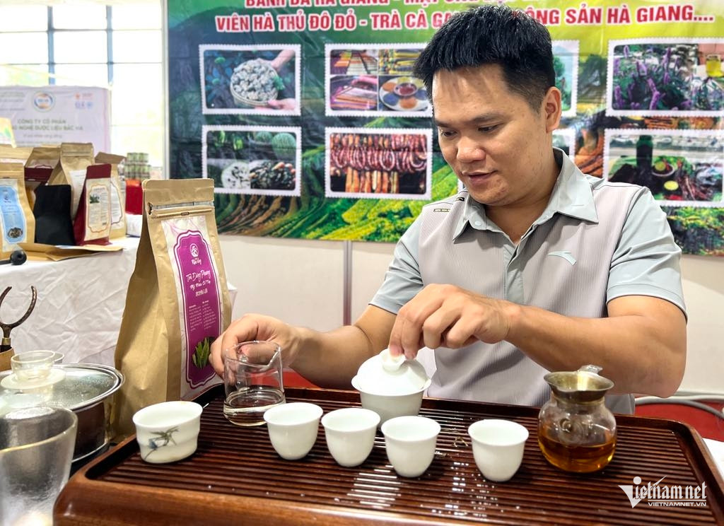 W-Trieu Vinh Lau 3.jpg