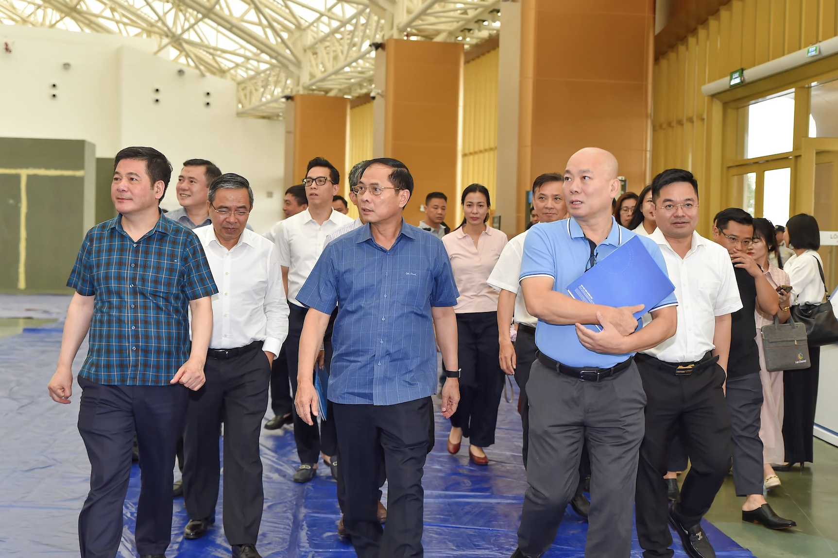 Phó Thủ tướng Bùi Thanh Sơn kiểm tra tiến độ Hội chợ Mùa Thu 2025