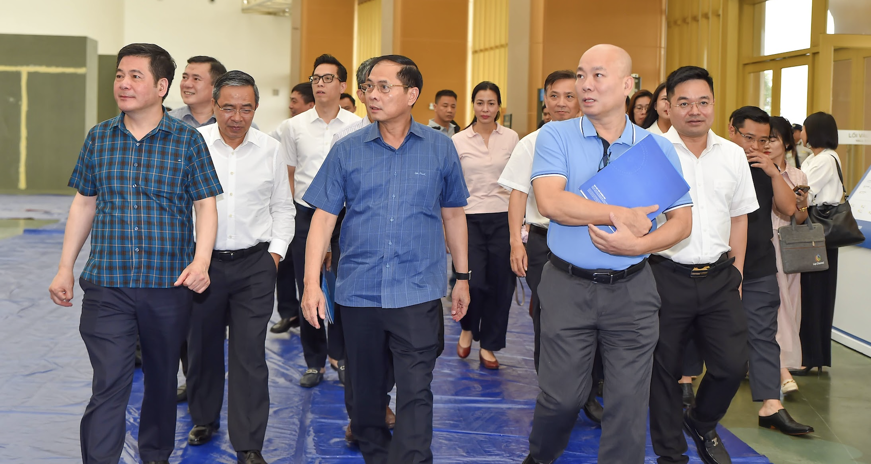 Phó Thủ tướng Bùi Thanh Sơn kiểm tra tiến độ Hội chợ Mùa Thu 2025