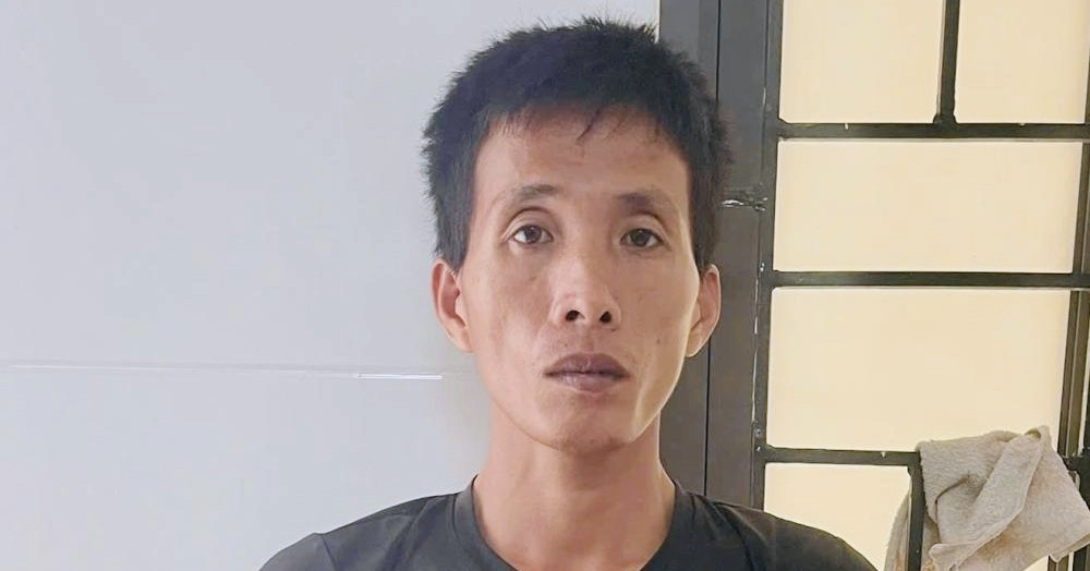 Lời khai của cha dượng dùng búa bạo hành bé gái...