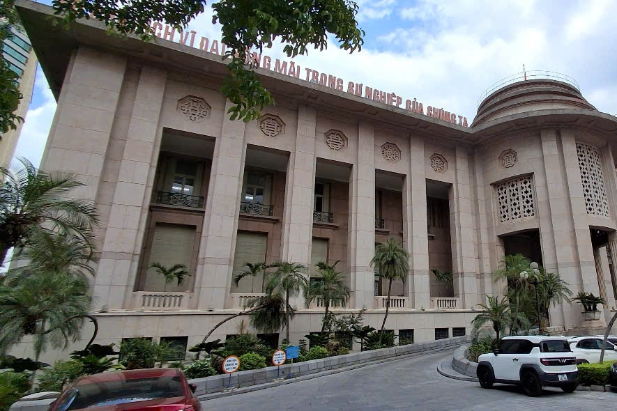 Ngân hàng Nhà nước điều chỉnh chỉ tiêu tăng trưởng tín dụng
