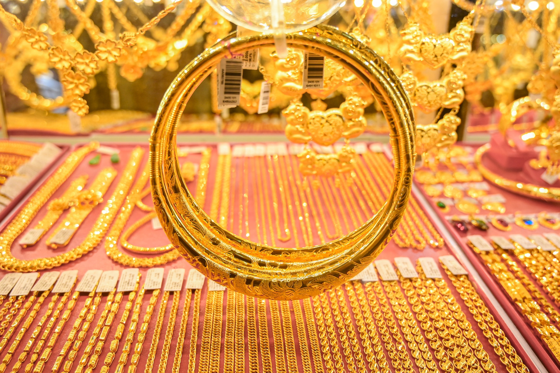 Ngân hàng rao bán khoản nợ của một doanh nghiệp kinh doanh vàng