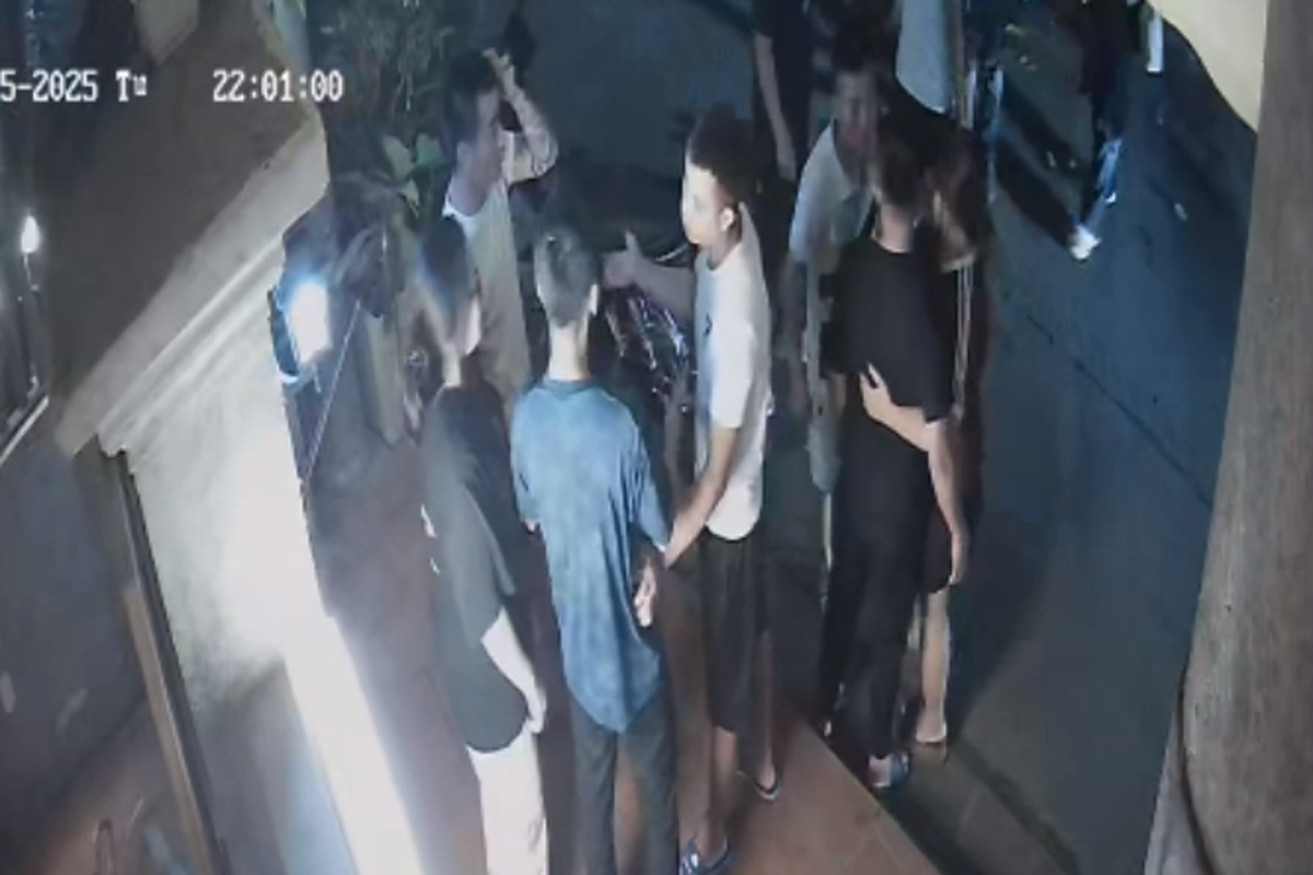 Người phụ nữ ở Hà Nội tố bị thanh niên lạ mặt đánh gãy xương hốc mắt