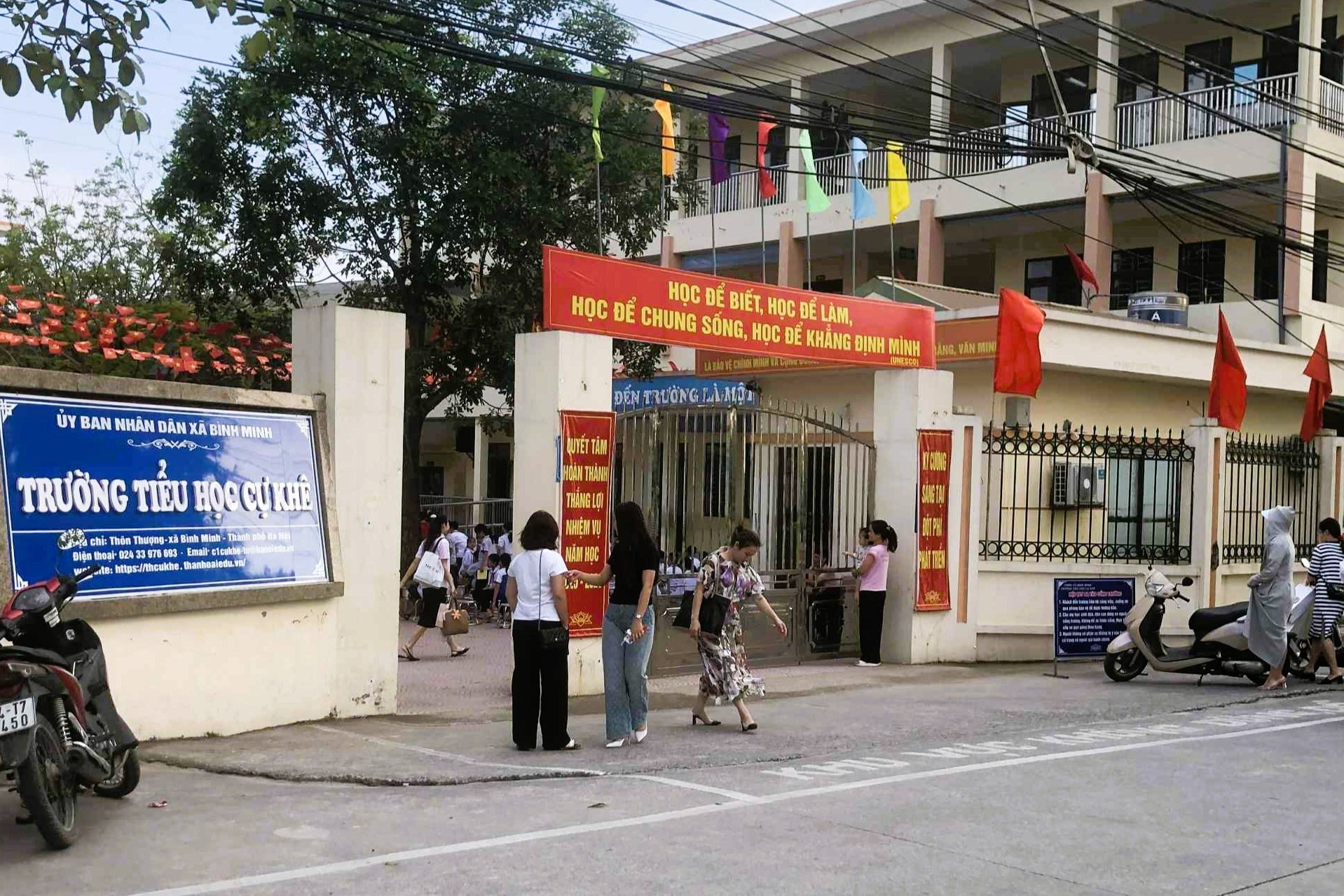 Trường ở Hà Nội yêu cầu học sinh mang cơm trưa, nhiều phụ huynh cho con nghỉ học