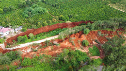 Sạt lở 1.jpg