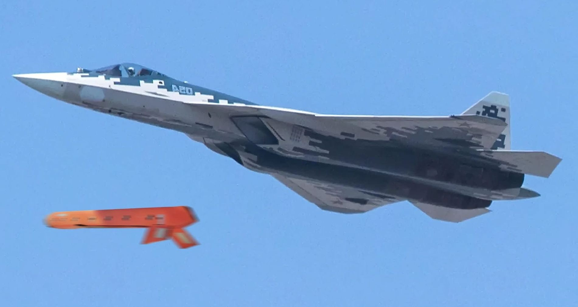 Tên lửa S-71 biến Su-57 thành "Mothership" AI xóa sổ xe tăng từ 350km, khiến F-16 Ukraine "chết khiếp"