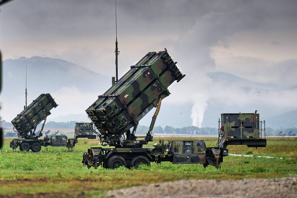 Ukraine đặt mua 25 tổ hợp Patriot, quân Nga xâm nhập thành phố Pokrovsk