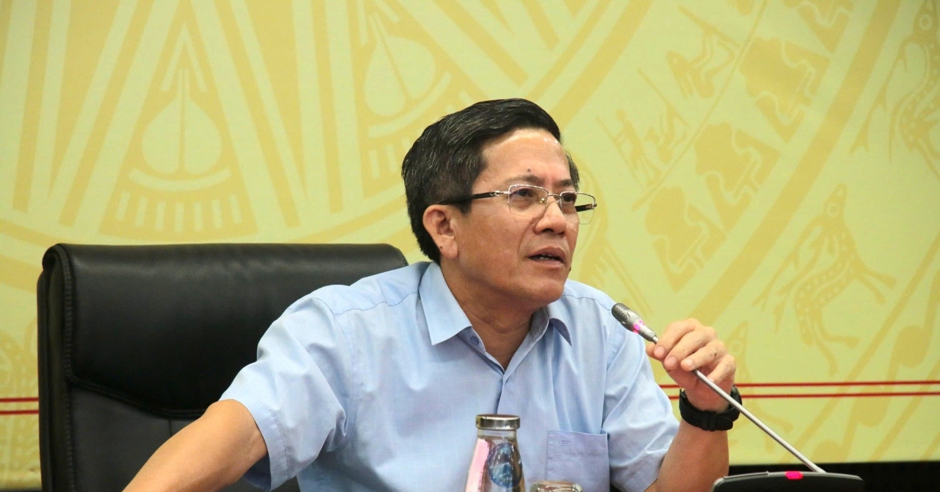 Ứng phó bão số 12: Phó Chủ tịch Đà Nẵng yêu cầu không cấp phát mì tôm tràn lan