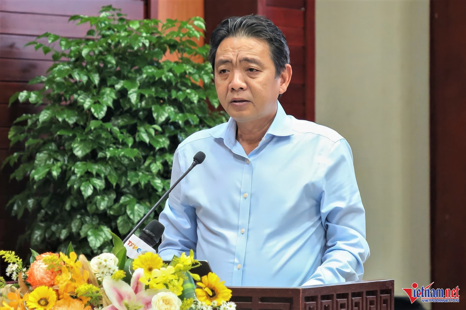 W-Thứ Trưởng.jpeg