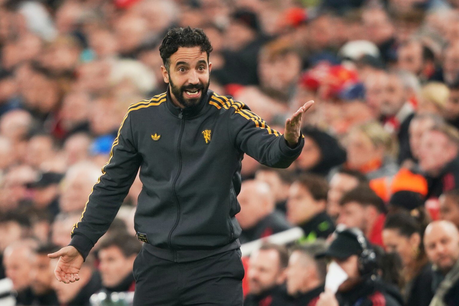 www_thesun_co_uk manchester uniteds head coach ruben 1032379544_f66c8e (1).jpg