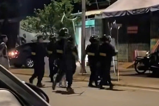 Bản tin chiều 21/10: Bắt giữ đối tượng nghi ngáo đá chống trả công an ở Bắc Ninh