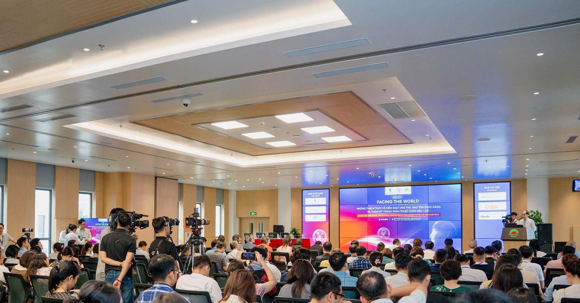 Cập nhật những tiến bộ trong phẫu thuật ung thư đầu - cổ hiện nay