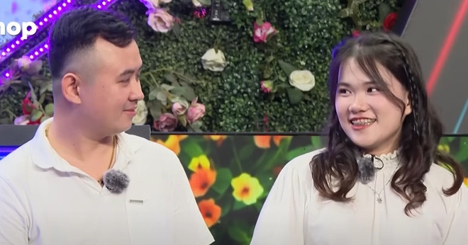 Cô gái 22 tuổi tặng món quà ý nghĩa khiến chàng kỹ sư bối rối