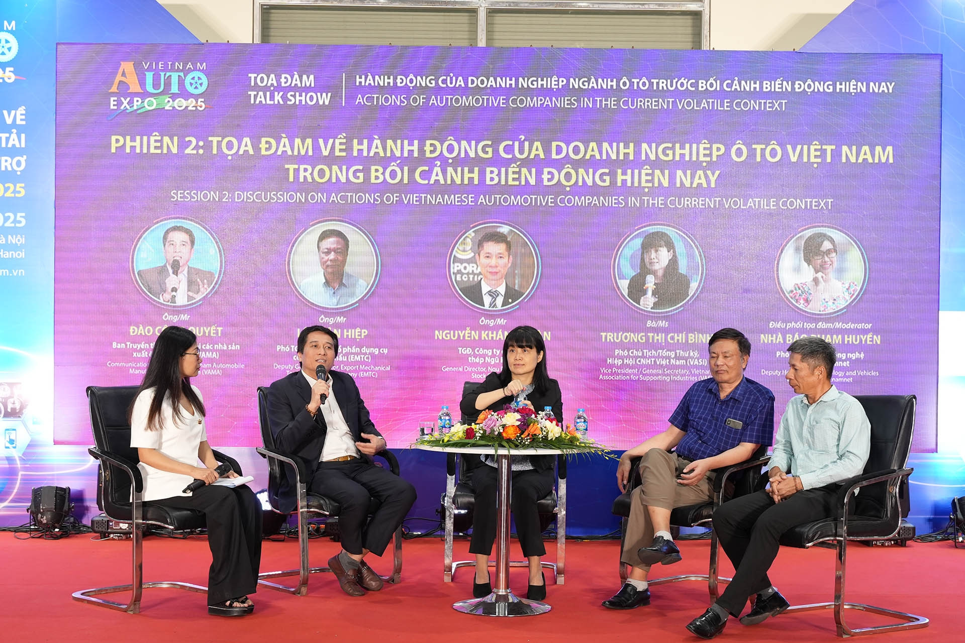 Công nghiệp ô tô Việt Nam giữa cơn sóng chuyển dịch toàn cầu