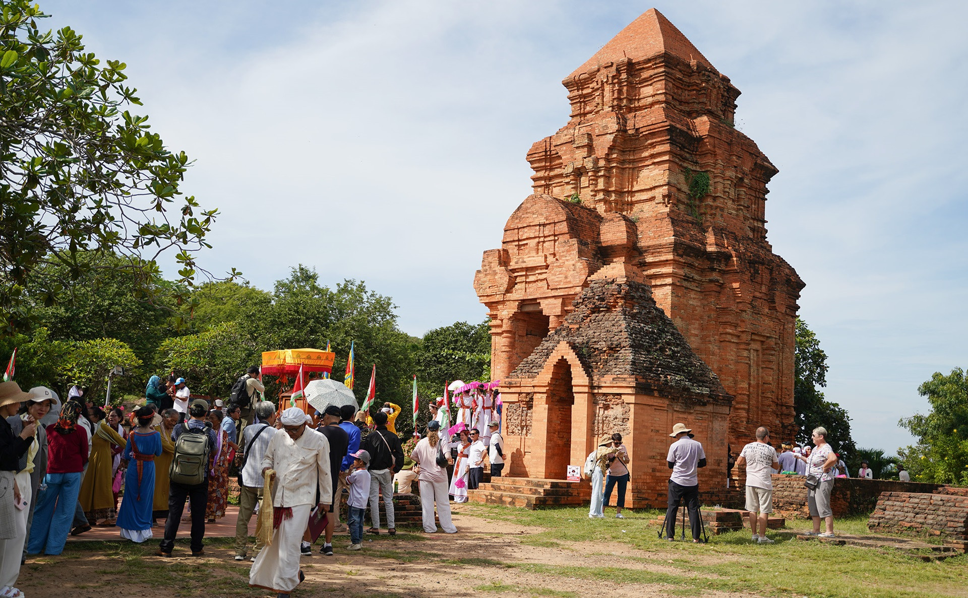 lễ hội Katê năm 2025 của đồng bào Chăm theo đạo Bàlamôn tỉnh Lâm Đồng.jpg