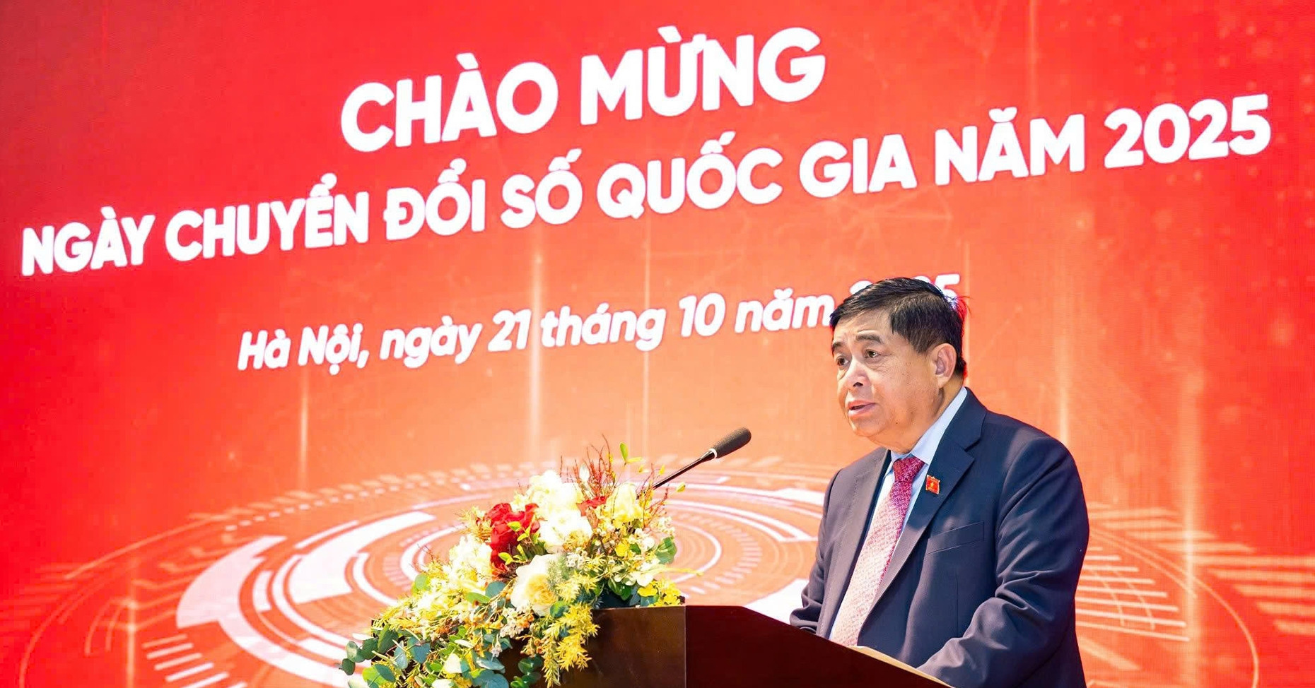 Mọi dịch vụ công phải đến tận tay người dân, không phân biệt vùng miền