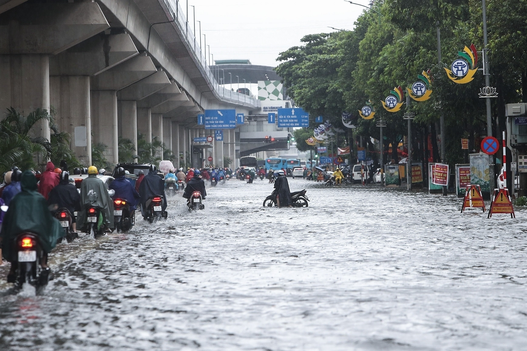 Thành phố Hà Nội đầu tư khẩn cấp chống ngập