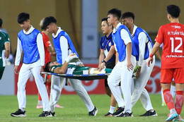 Thủ môn Bùi Tiến Dũng đứt dây chằng đầu gối, chia tay V-League