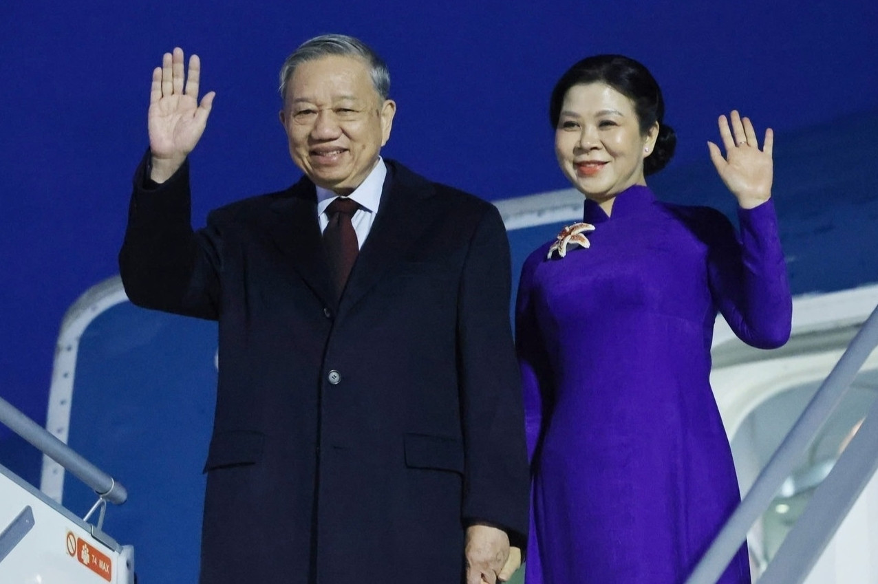 Tổng Bí thư Tô Lâm và Phu nhân đến Helsinki, bắt đầu thăm Phần Lan